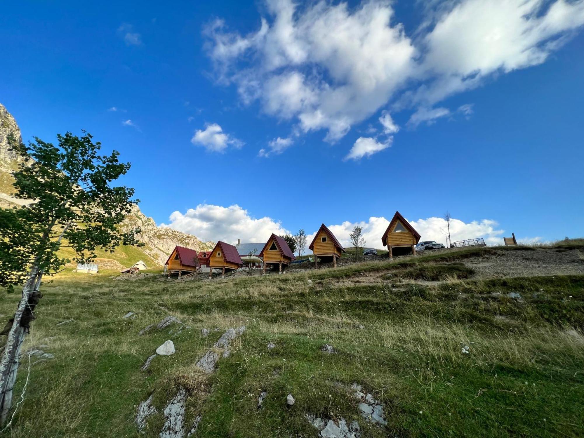 Rural Household Minic - Kapetanovo Jezero Hostel Kolašin Buitenkant foto