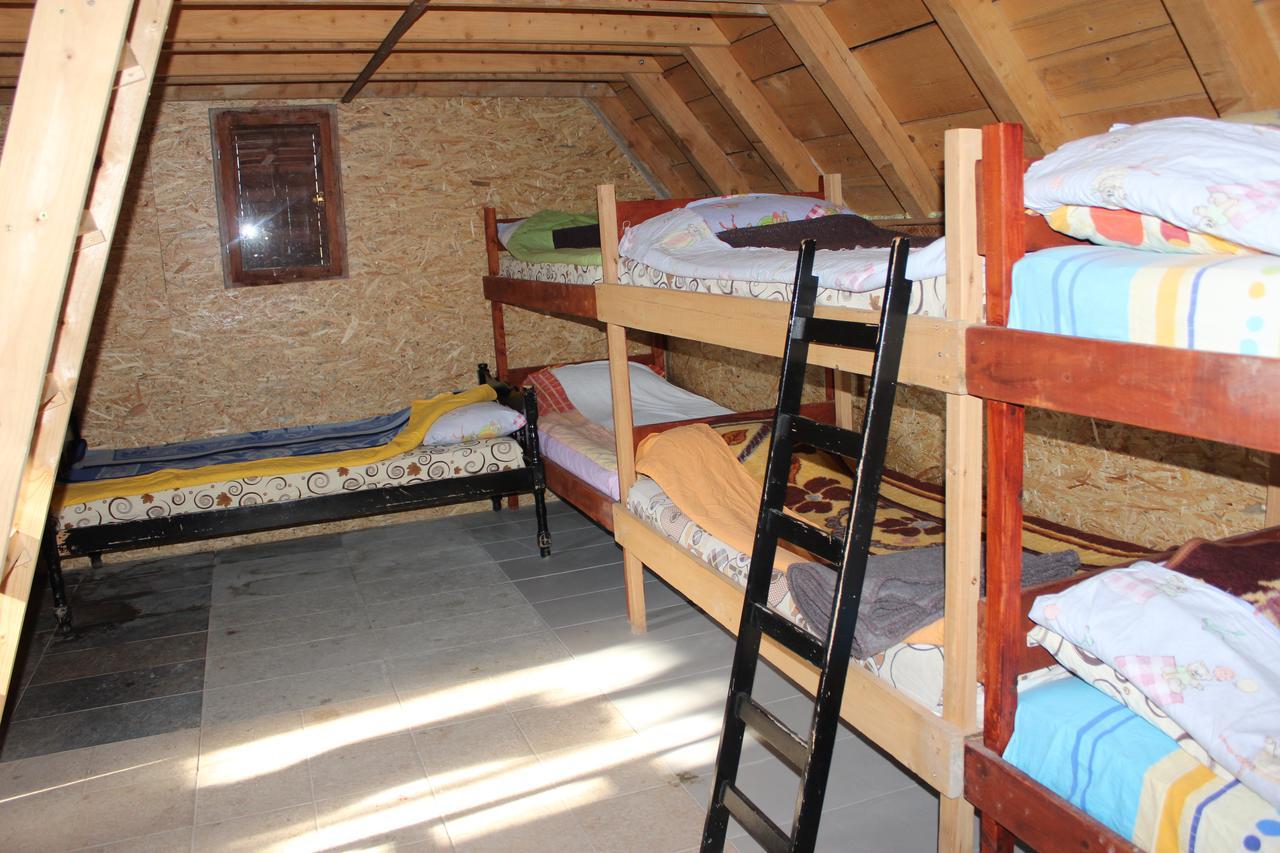 Rural Household Minic - Kapetanovo Jezero Hostel Kolašin Buitenkant foto